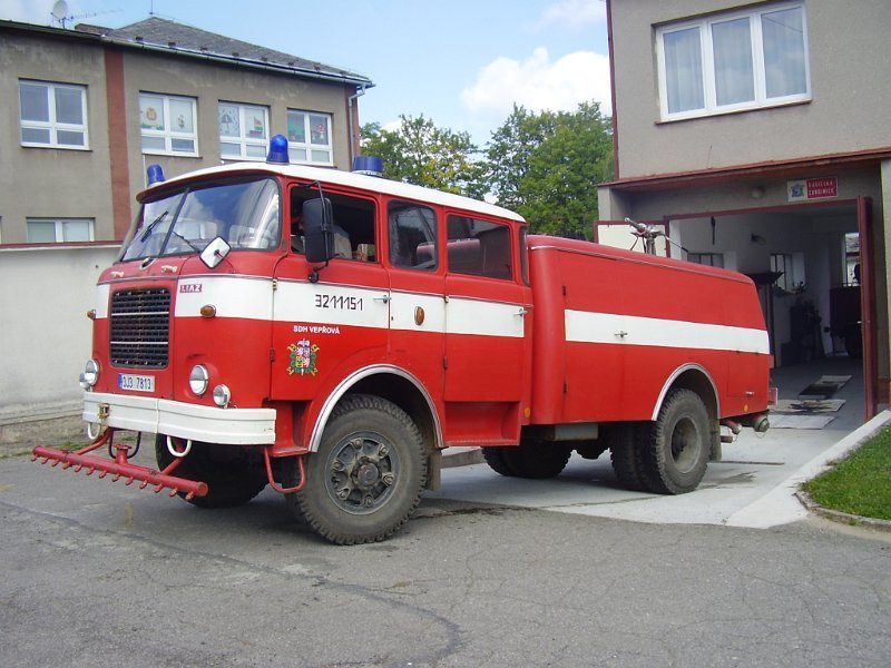 CAS 25 Škoda 706 RTHP