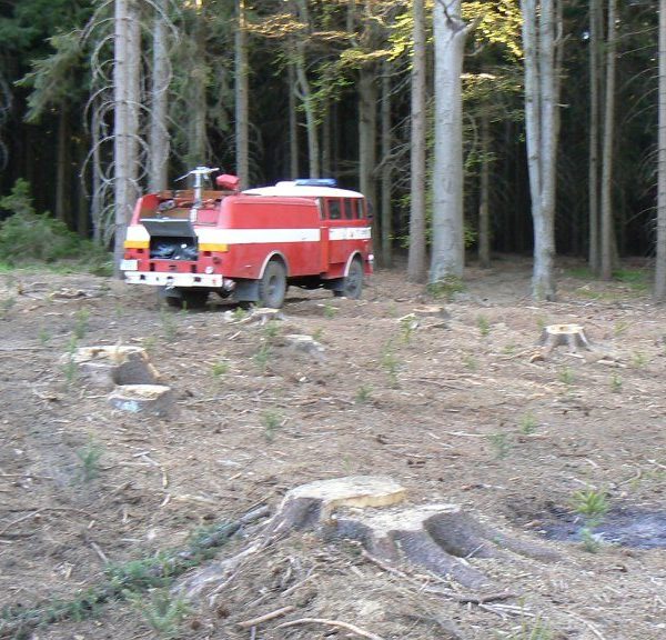 Požár lesa 28. 4. 2012