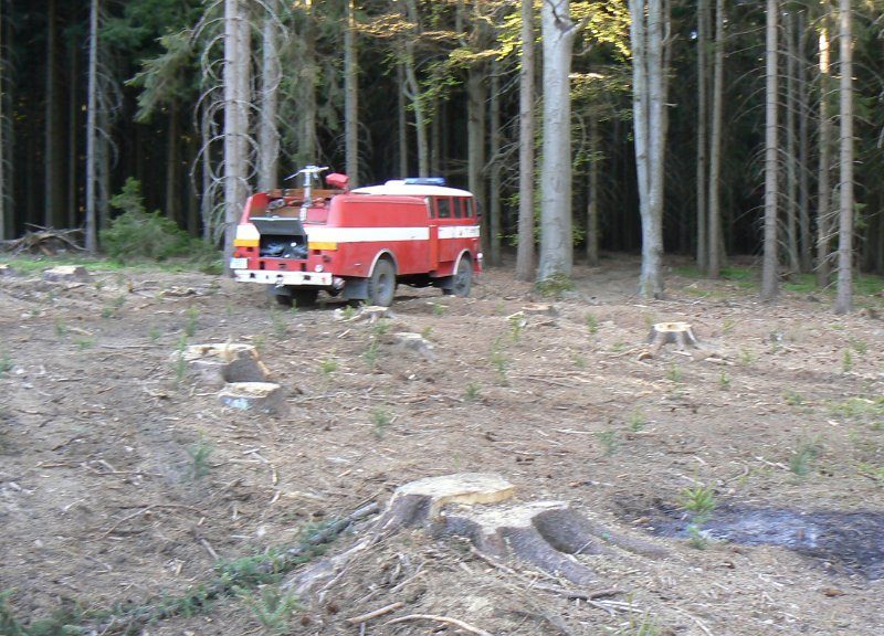 Požár lesa 28. 4. 2012