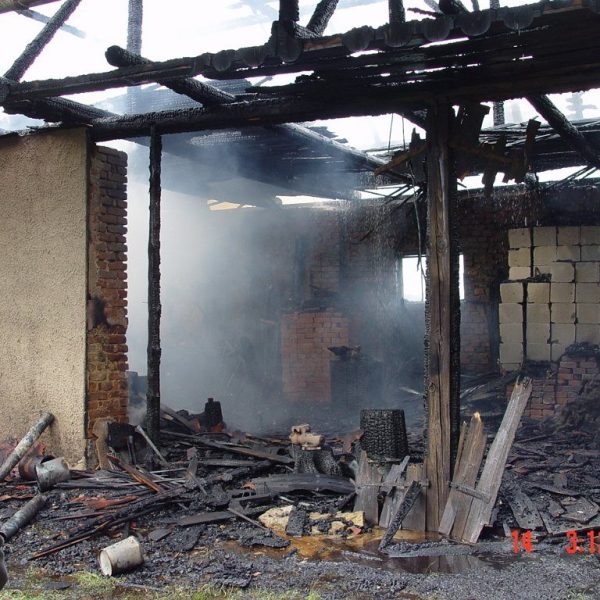 Požár stodoly 14. 5. 2005