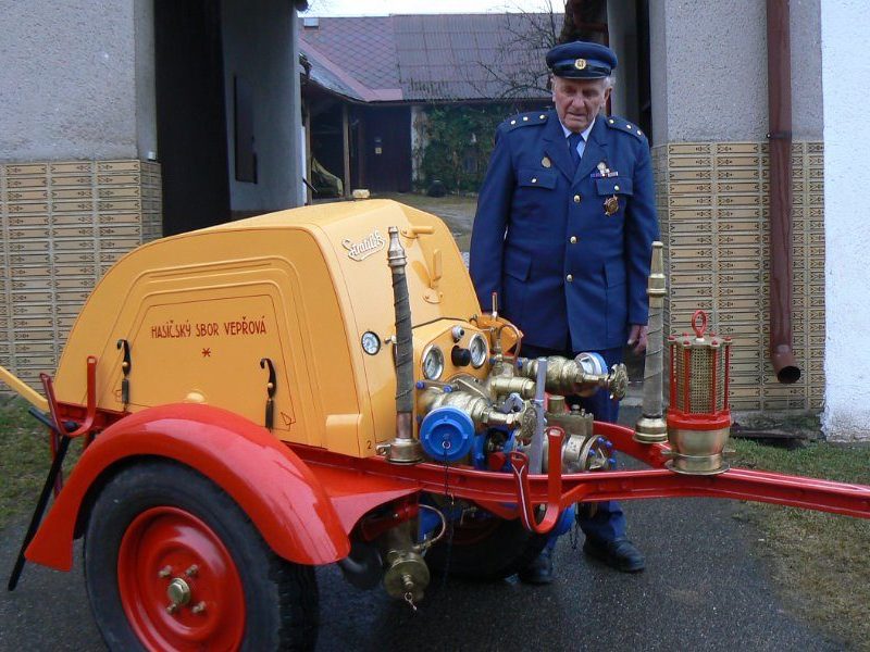 Stratílek DS16
